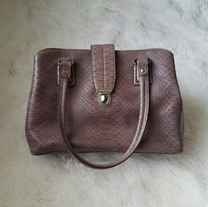 ☀️5 for $20- Liz Claiborne Croc Purse